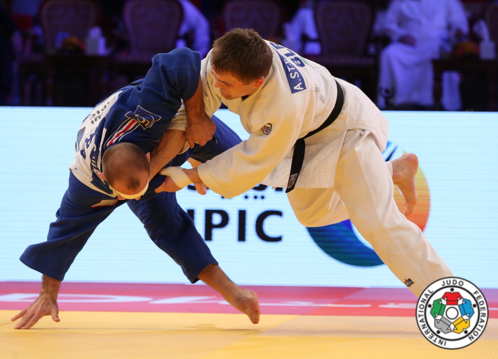 20141101_AbuDhabi_STSIASHENKA, Aliaksandr (BLR) - SCHMITT, Alain (FRA)1.jpg 20141101_AbuDhabi_STSIASHENKA, Aliaksandr (BLR) - SCHMITT, Alain (FRA)1.jpg